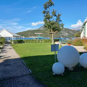 Appartement En Rez De Jardin Au Bord Du D’annecy, Duingt